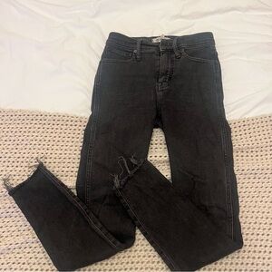 Madewell 10” High Rise Skinny (Raw Hem), Black, Sz 26